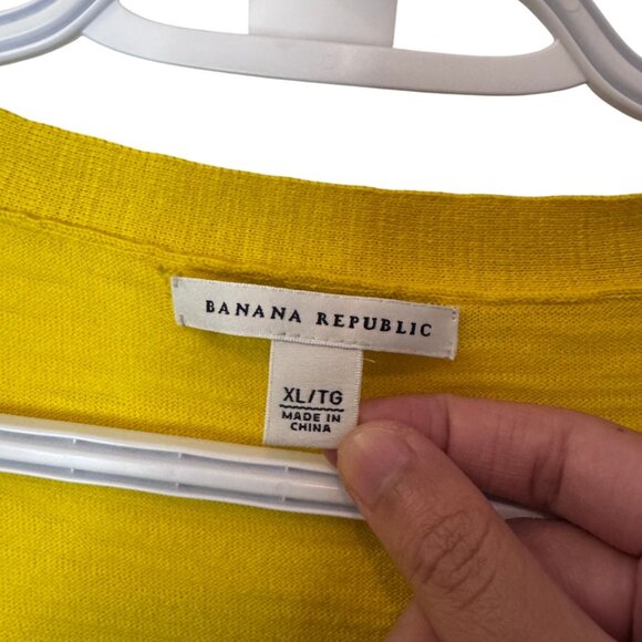 Banana Republic yellow knit short sleeve V neck button up cardigan size XL - Picture 7 of 8